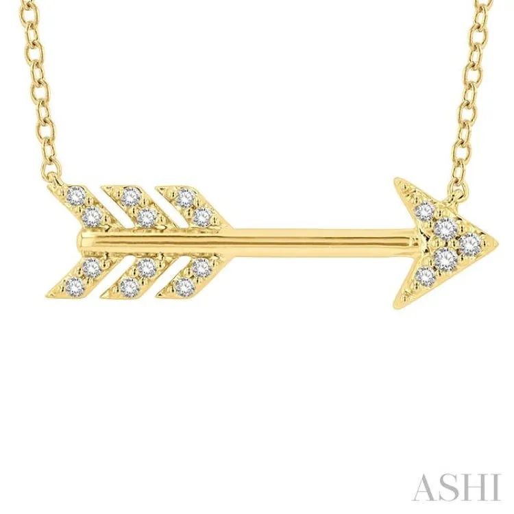 1/10 Ctw Arrow Petite Round Cut Diamond Fashion Pendant With Chain in 10K Yellow Gold