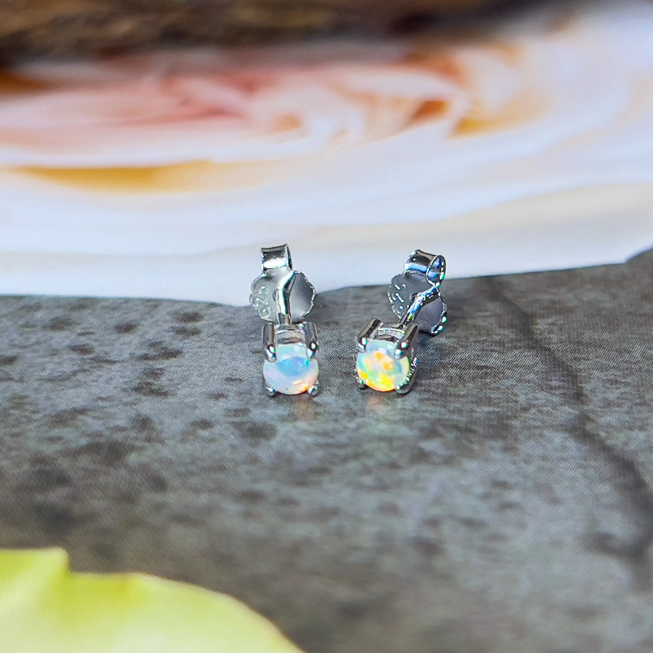 9KT White Gold Crystal Opal Stud Earrings, 3.5mm, Handmade Dainty Gift for Her, Birthstone Jewelry