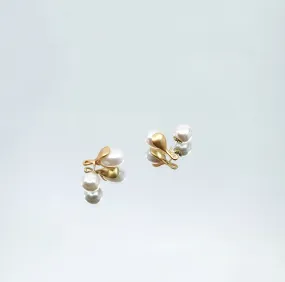 Gold Flower Petal Stud Earrings with Pearl Ear Nut