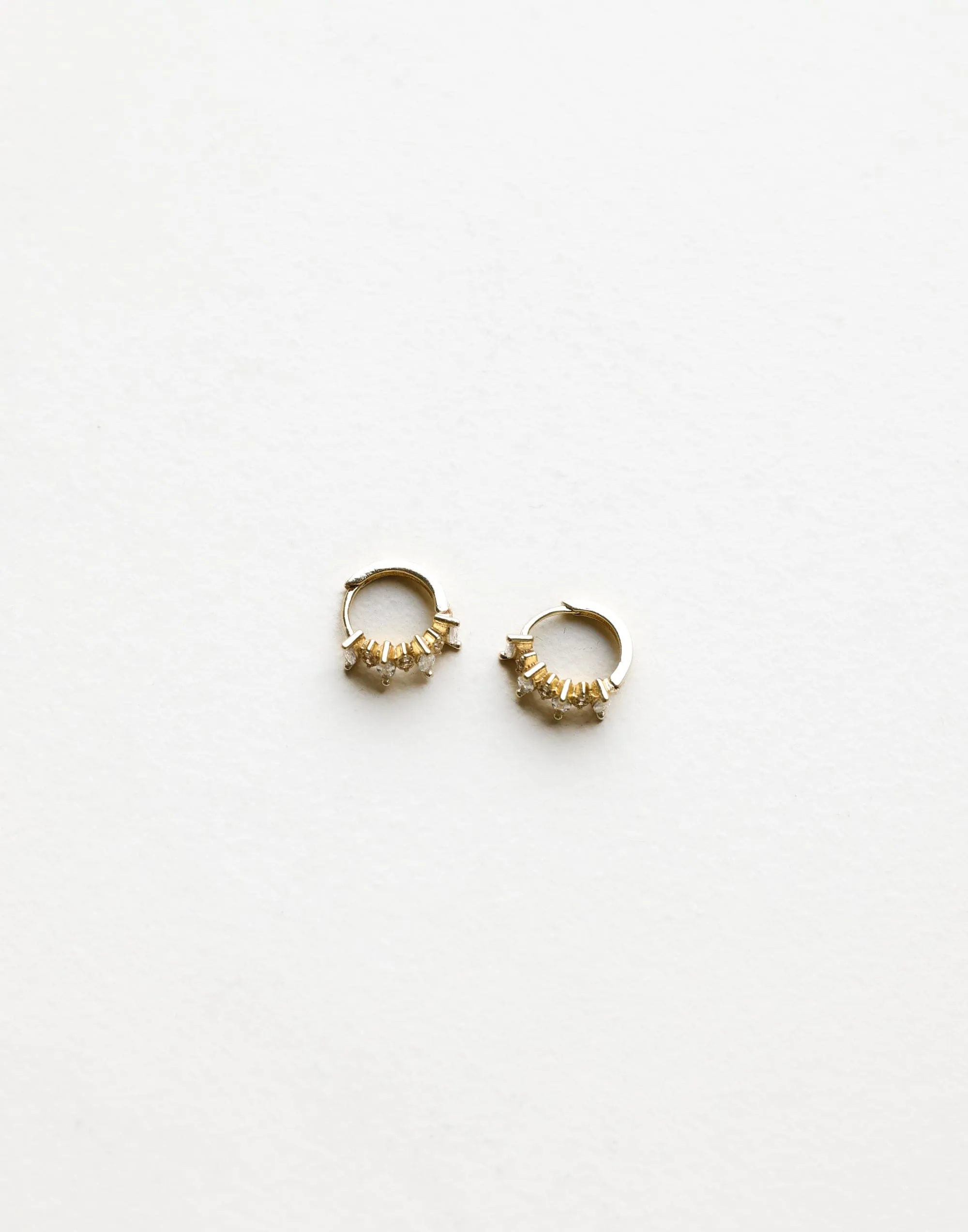 Luai Earrings (Gold)