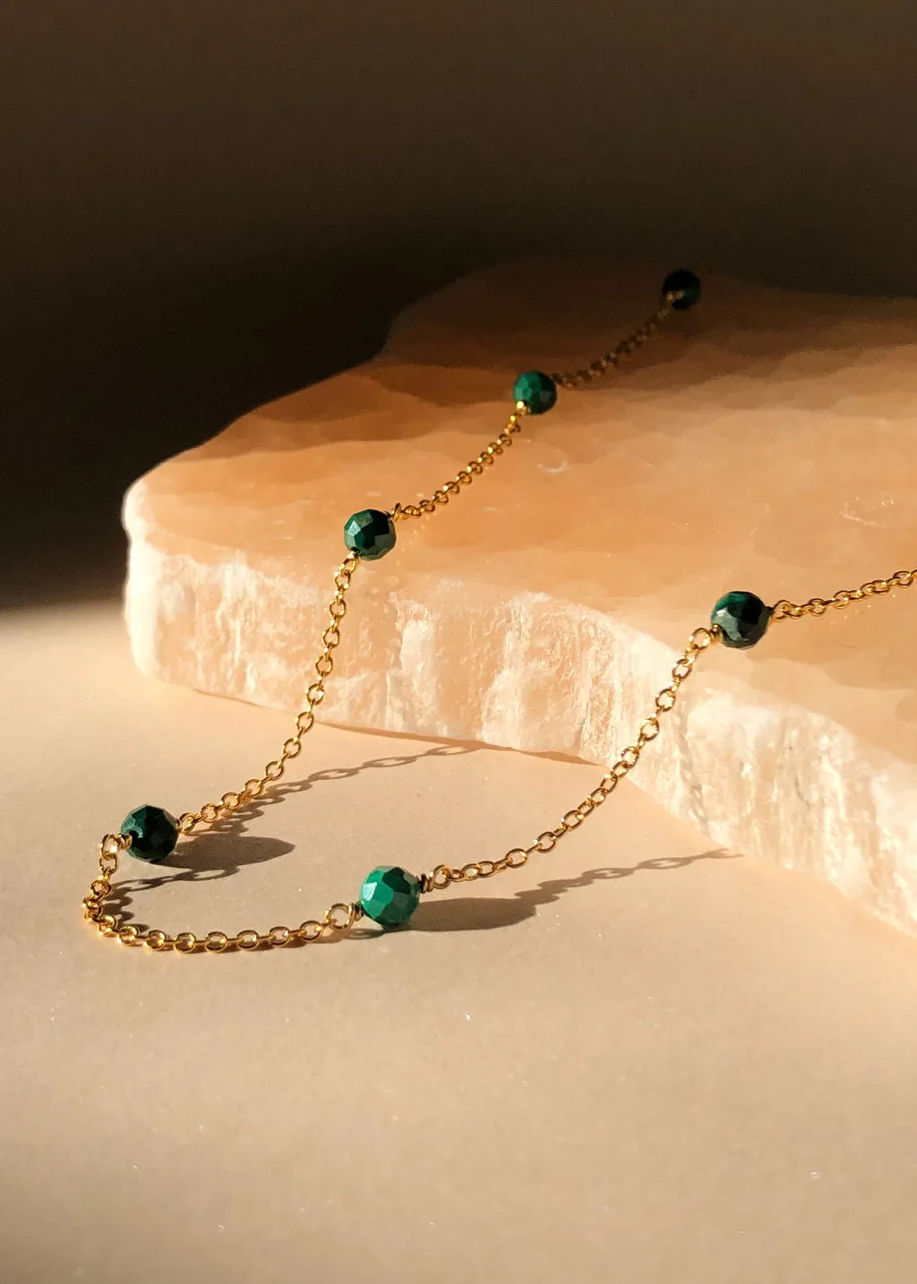 Malachite Drop Choker Necklace in Gold