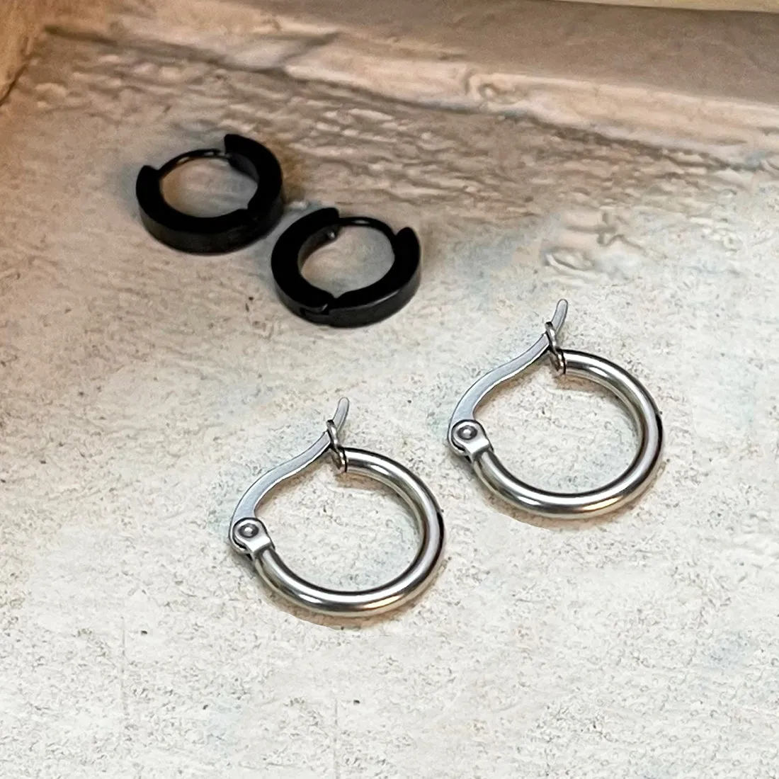 SET OF TWO UNISEX SILVER & BLACK MINI CUFF HOOP EARRINGS