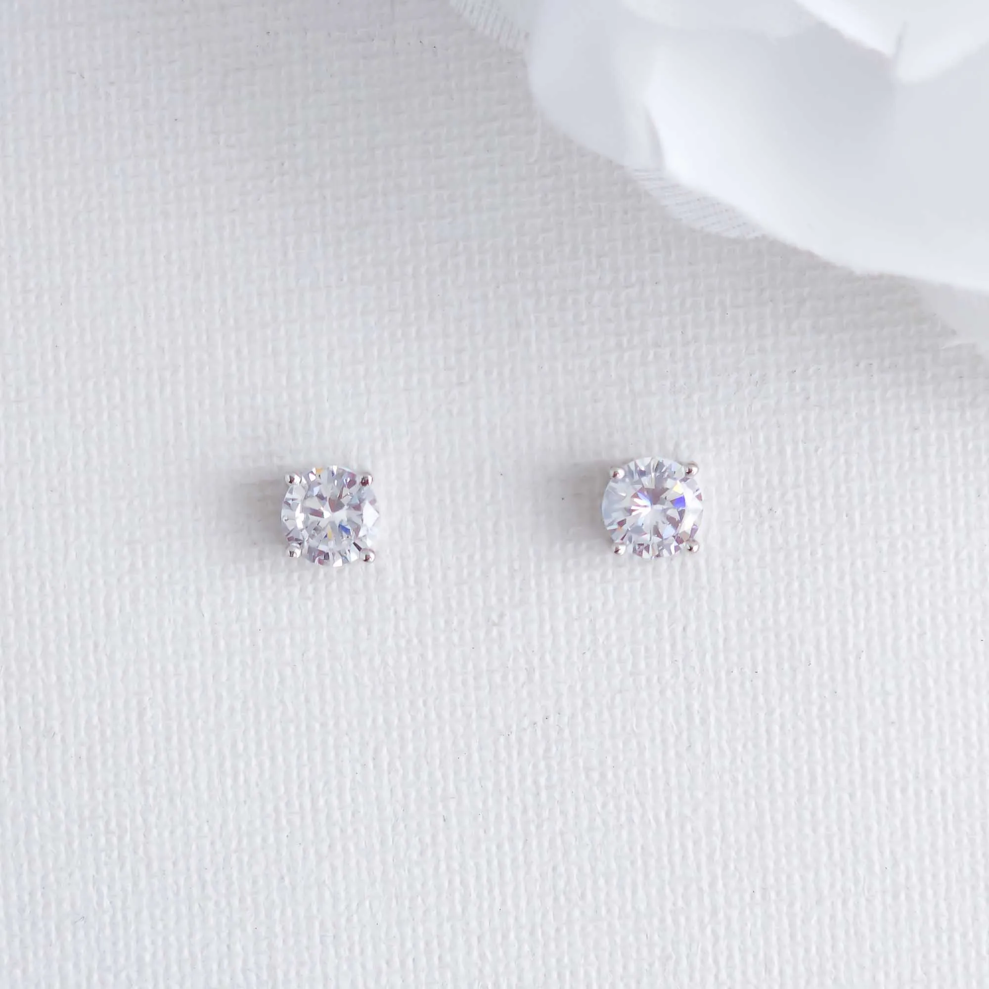 Simple Round CZ Stud Earrings-Liv