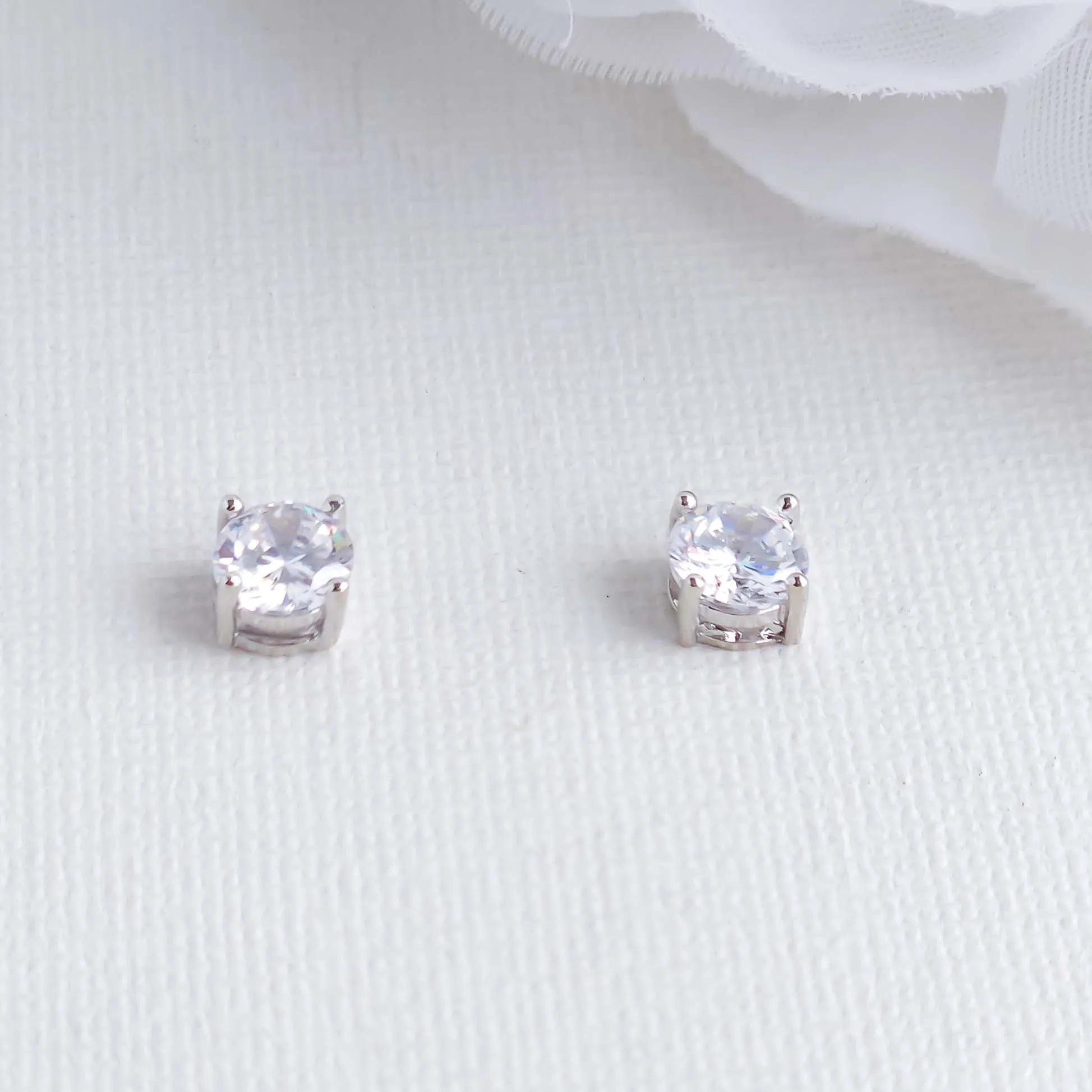 Simple Round CZ Stud Earrings-Liv